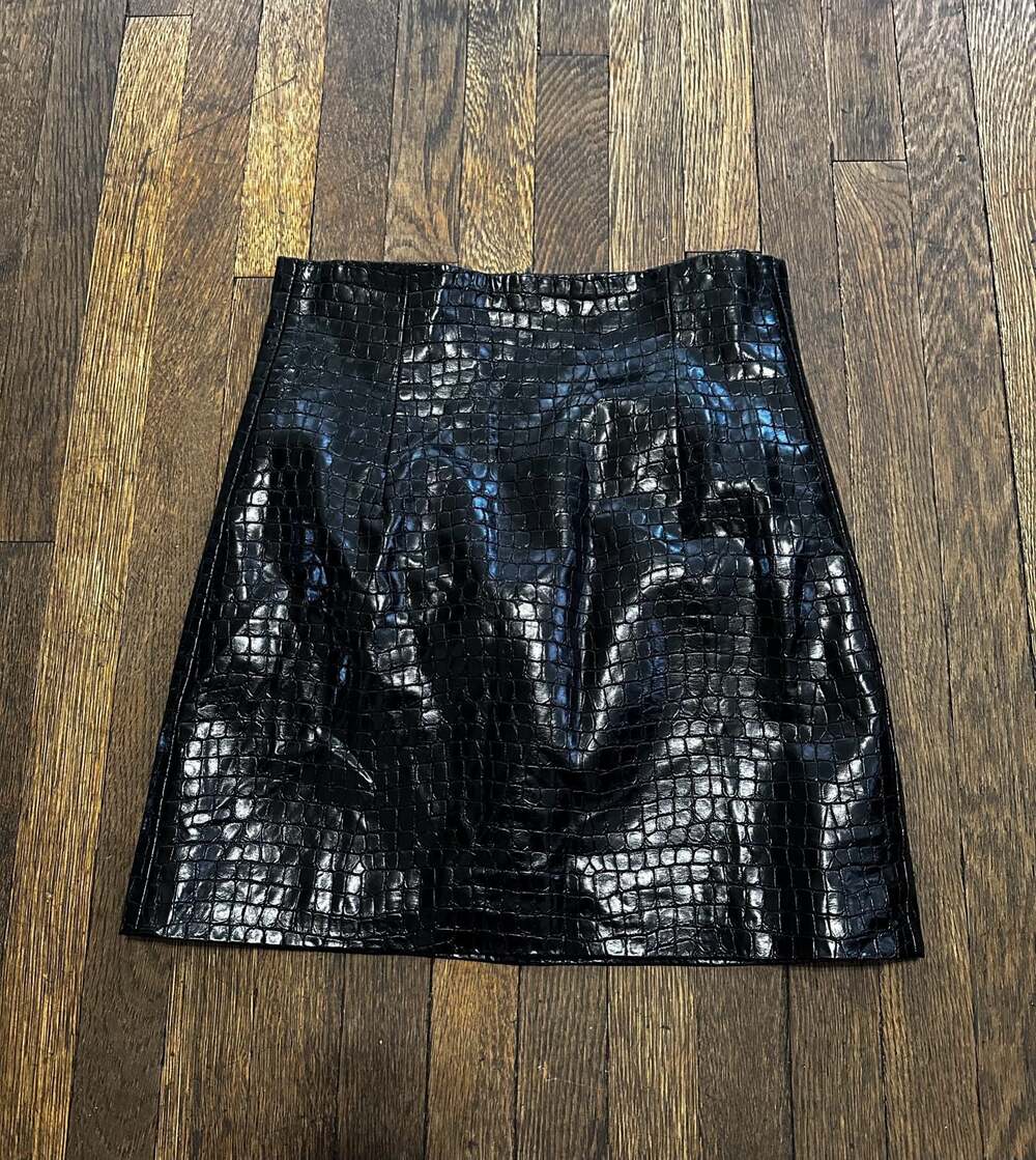Zara Black Faux Leather Croc Embossed Chic Mini Skirt Small